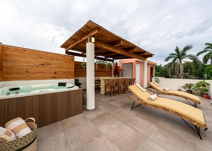 Eva - Zihuatanejo